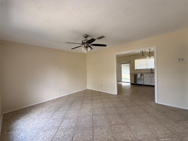 10119 Leawood Boulevard, Houston, TX 77099