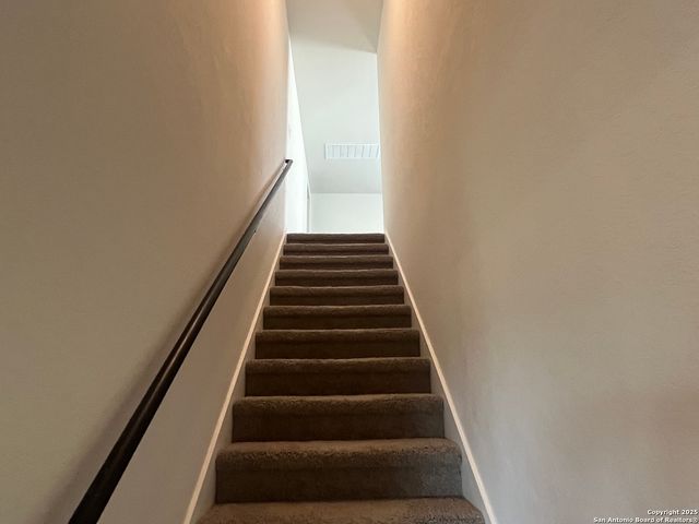 141 Middle Green, Floresville, TX 78114