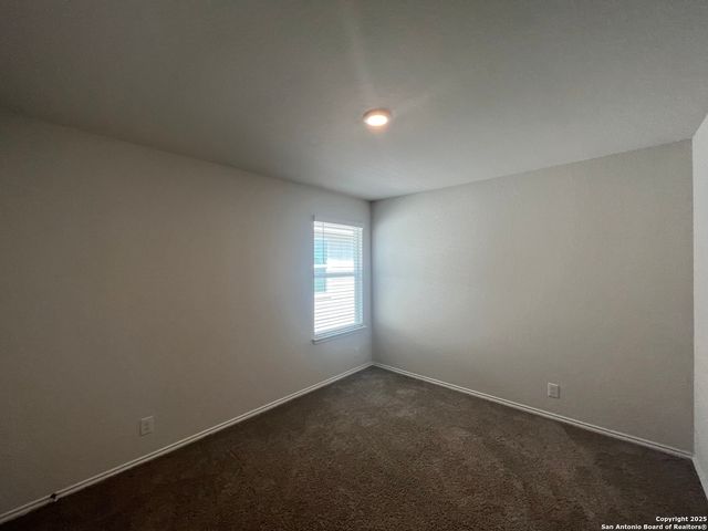 141 Middle Green, Floresville, TX 78114