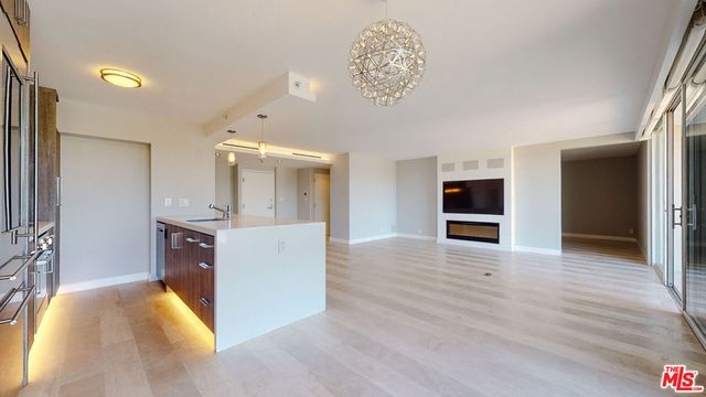 201 Ocean Avenue 1405P, Santa Monica, CA 90402