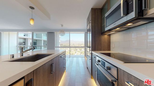 201 Ocean Avenue 1405P, Santa Monica, CA 90402