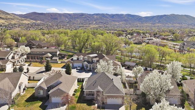 1434 E BLACKSMITH LN, Draper, UT 84020