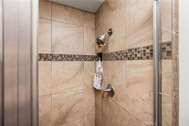 8131 E Oak Ridge, Anaheim, CA 92808