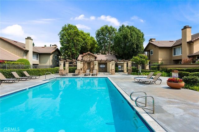 8131 E Oak Ridge, Anaheim, CA 92808