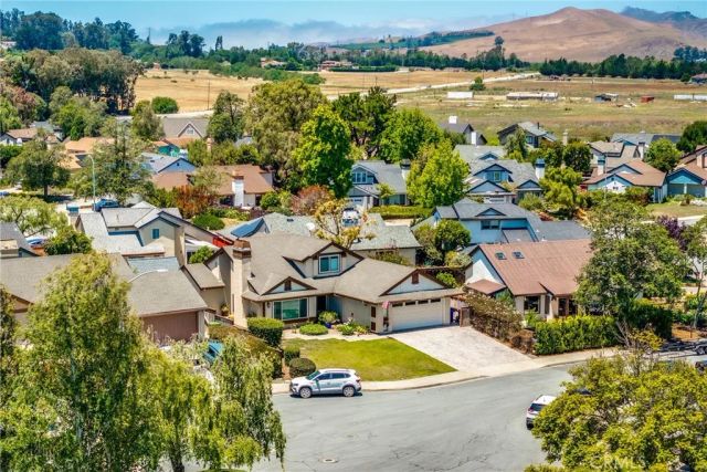 833 Escuela Court, San Luis Obispo, CA 93405