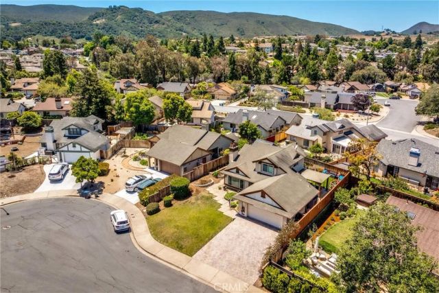 833 Escuela Court, San Luis Obispo, CA 93405