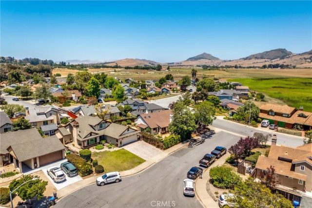 833 Escuela Court, San Luis Obispo, CA 93405