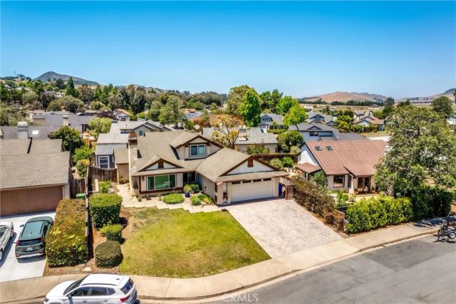 833 Escuela Court, San Luis Obispo, CA 93405