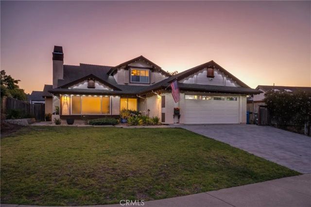 833 Escuela Court, San Luis Obispo, CA 93405