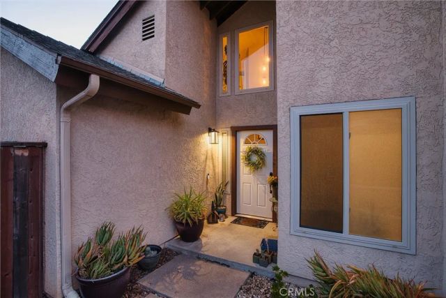 833 Escuela Court, San Luis Obispo, CA 93405