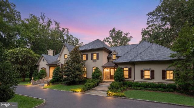 9250 PERSIMMON TREE RD, Potomac, MD 20854