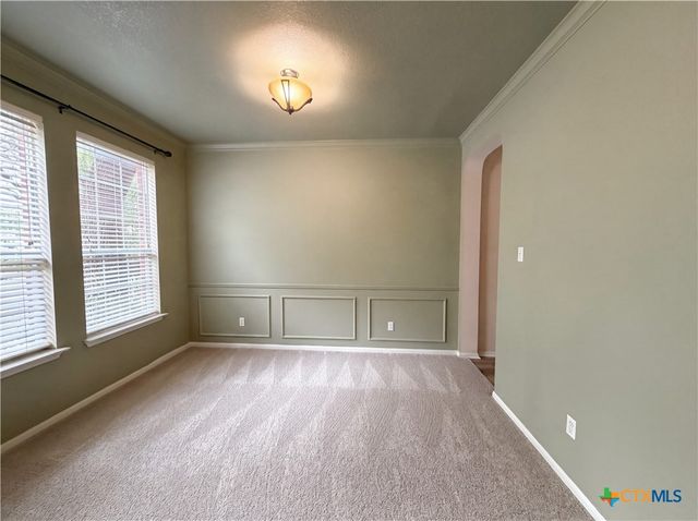 312 Crowfoot Drive, Harker Heights, TX 76548