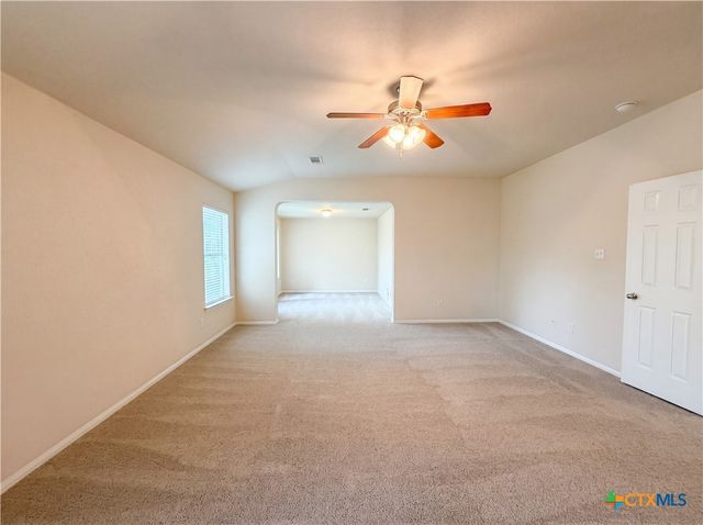 312 Crowfoot Drive, Harker Heights, TX 76548