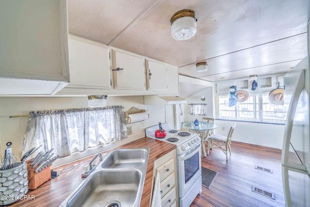 223 Squid Lane, Panama City Beach, FL 32408