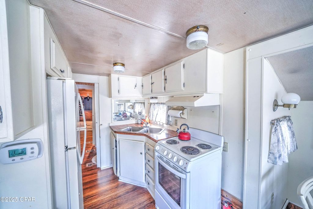 Image 11 of property listing at 223 Squid Lane, Panama City Beach, FL 32408