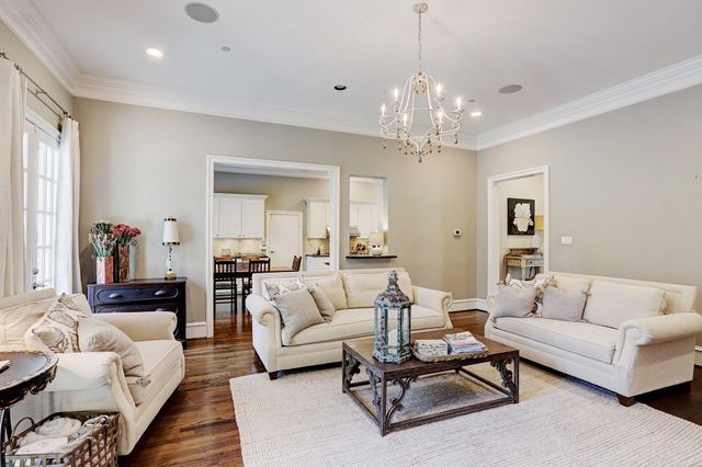 11328 Surrey Oaks Lane, Piney Point Village, TX 77024