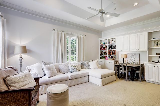 11328 Surrey Oaks Lane, Piney Point Village, TX 77024