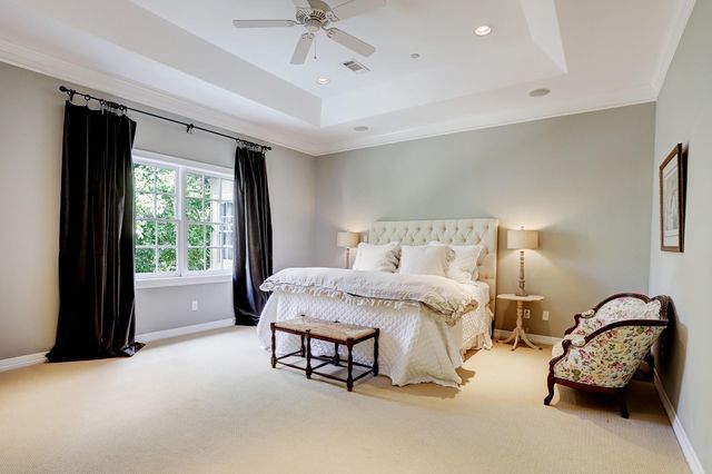11328 Surrey Oaks Lane, Piney Point Village, TX 77024