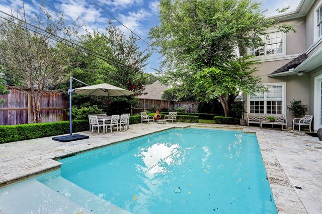 11328 Surrey Oaks Lane, Piney Point Village, TX 77024