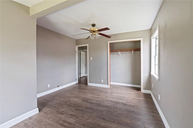 718 E Belmont Street, Pasadena, TX 77506