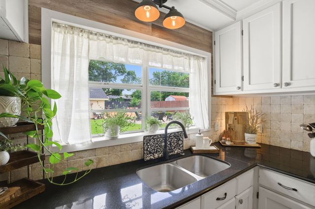 9380 N County Road, Frisco, TX 75033