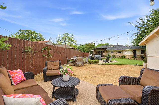 9380 N County Road, Frisco, TX 75033