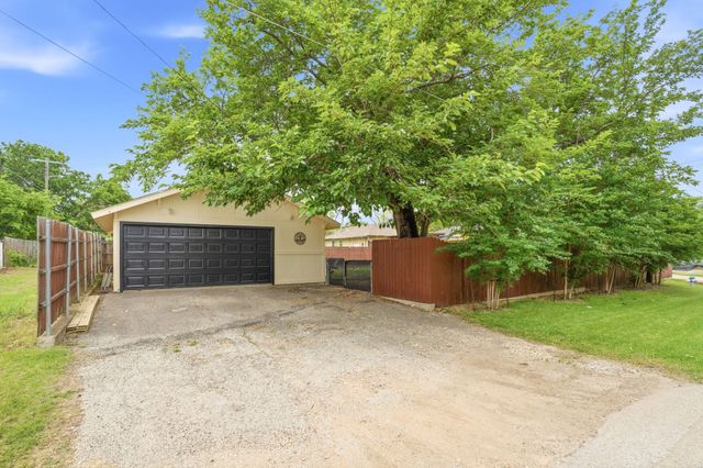 9380 N County Road, Frisco, TX 75033