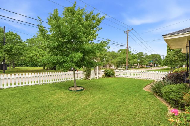 9380 N County Road, Frisco, TX 75033