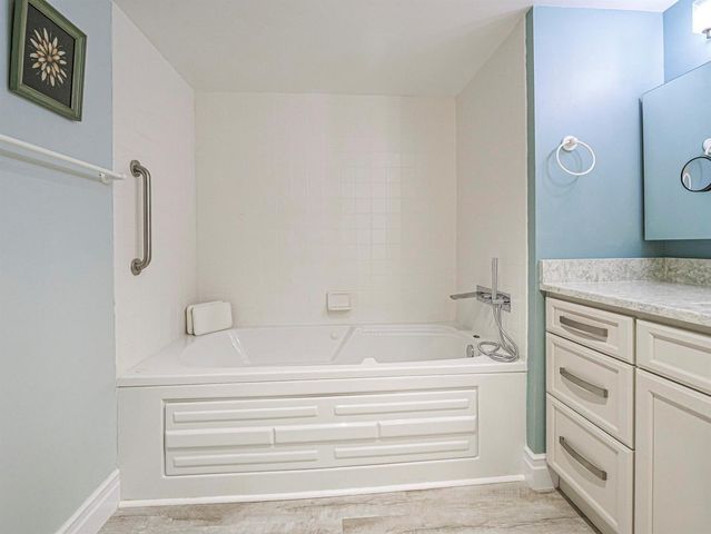 2700 N Highway A1a 305, Fort Pierce, FL 34949