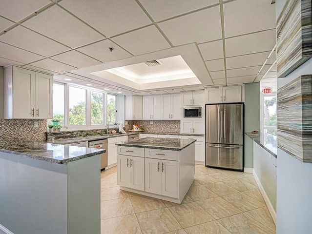 2700 N Highway A1a 305, Fort Pierce, FL 34949