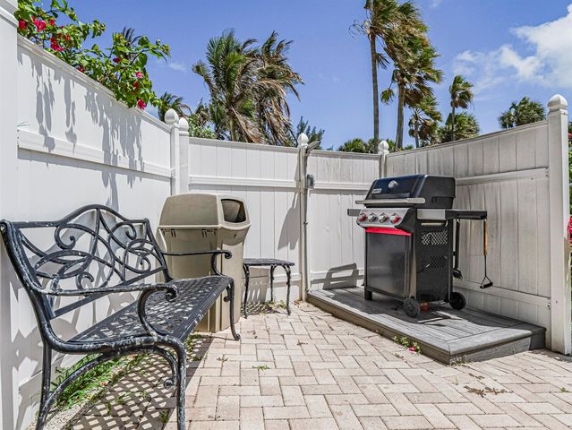 2700 N Highway A1a 305, Fort Pierce, FL 34949