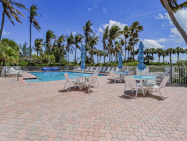 2700 N Highway A1a 305, Fort Pierce, FL 34949