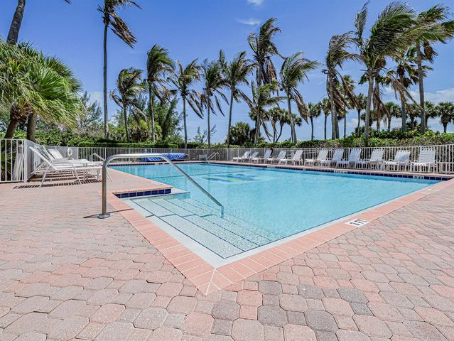 2700 N Highway A1a 305, Fort Pierce, FL 34949