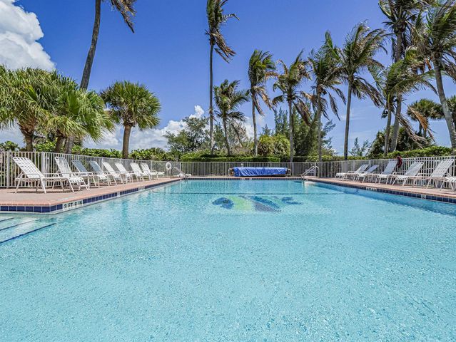 2700 N Highway A1a 305, Fort Pierce, FL 34949