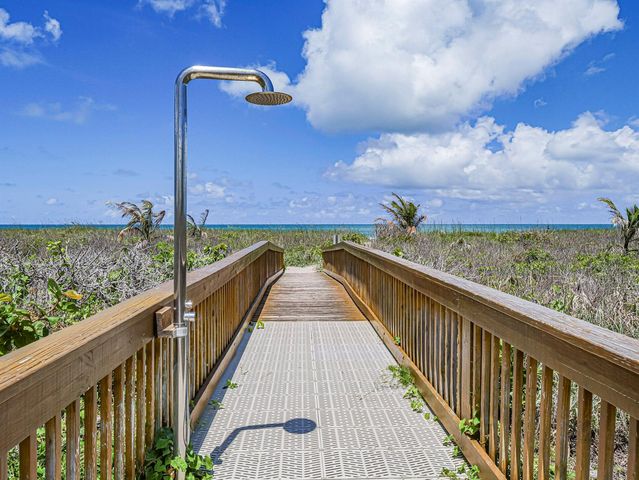 2700 N Highway A1a 305, Fort Pierce, FL 34949