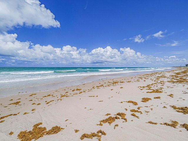 2700 N Highway A1a 305, Fort Pierce, FL 34949
