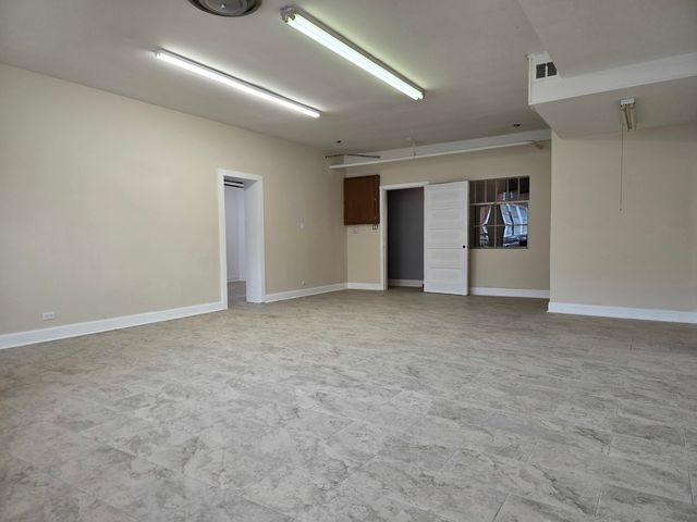 6023 W Addison Street, Chicago, IL 60634