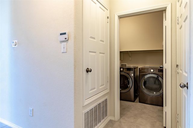 2078 Rosebury Lane, Forney, TX 75126