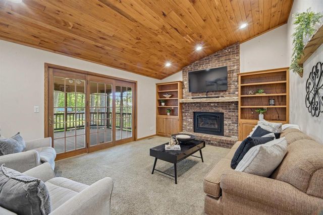 506 S COVENANT LANE, Appleton, WI 54915