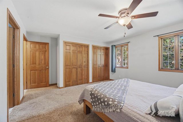 506 S COVENANT LANE, Appleton, WI 54915