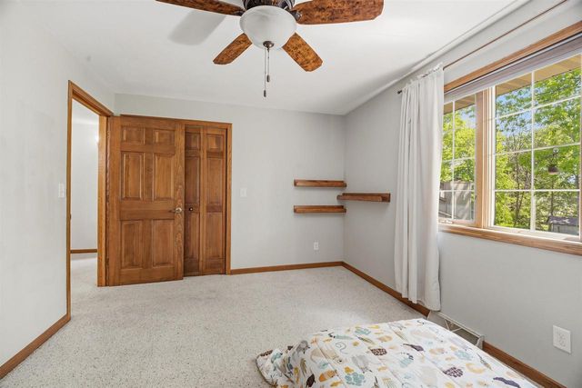 506 S COVENANT LANE, Appleton, WI 54915