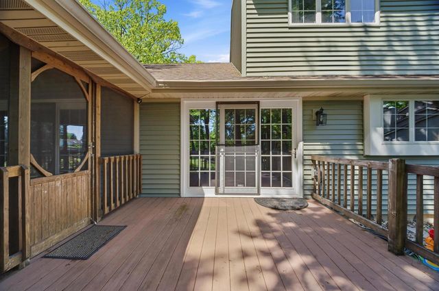 506 S COVENANT LANE, Appleton, WI 54915