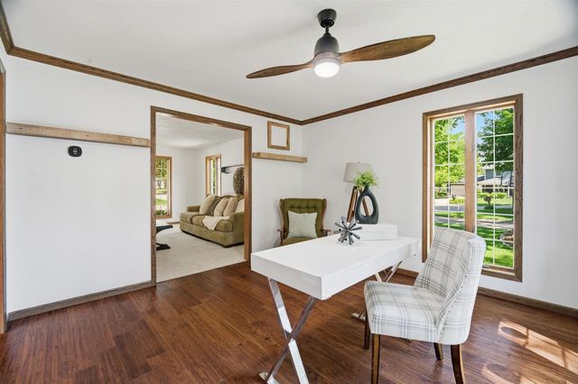 506 S COVENANT LANE, Appleton, WI 54915