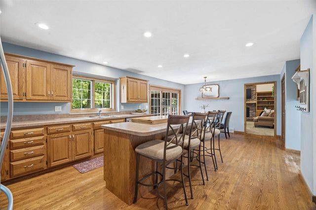 506 S COVENANT LANE, Appleton, WI 54915
