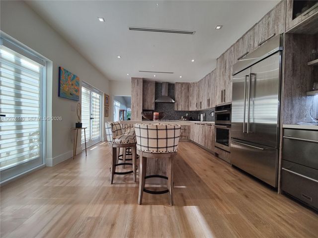 1823 S Bayshore Ln 0, Miami, FL 33133