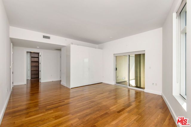 1 W Century Drive 24A & 24D, Los Angeles, CA 90067