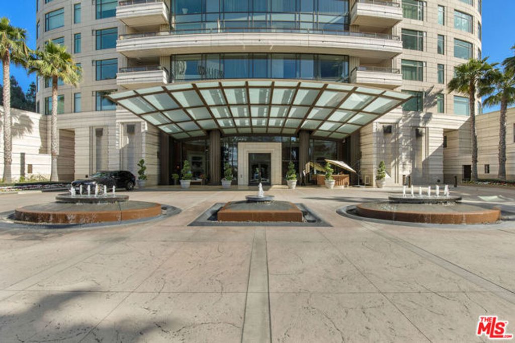 1 W Century Drive 24A & 24D, Los Angeles, CA 90067