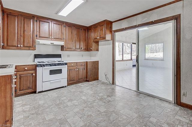 326 Greenvale Road, Asheboro, NC 27203