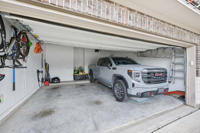 9630 Wildgrove Hollow Drive, Richmond, TX 77406