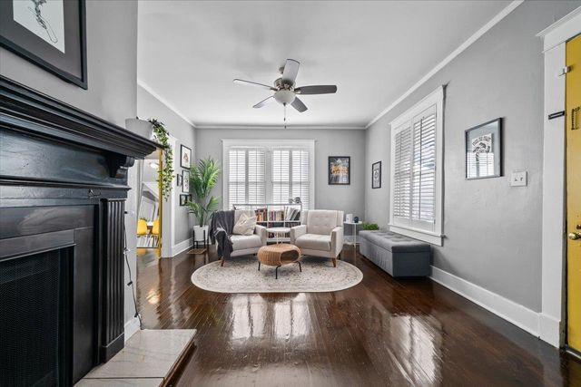 2052 CENTRAL AVE, Memphis, TN 38104